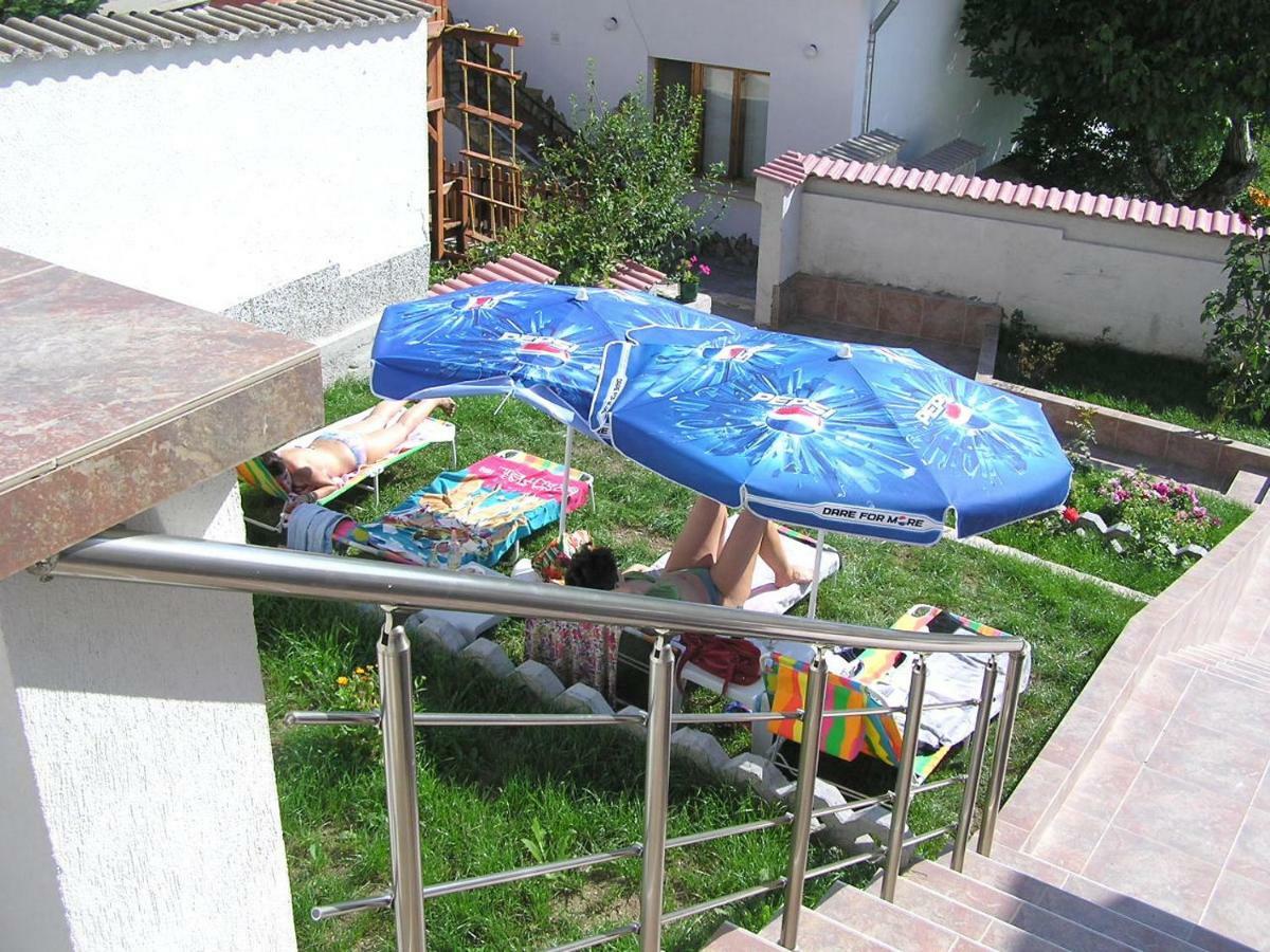 Hotel Aleksievata Kashta Gurgulyat Bagian luar foto