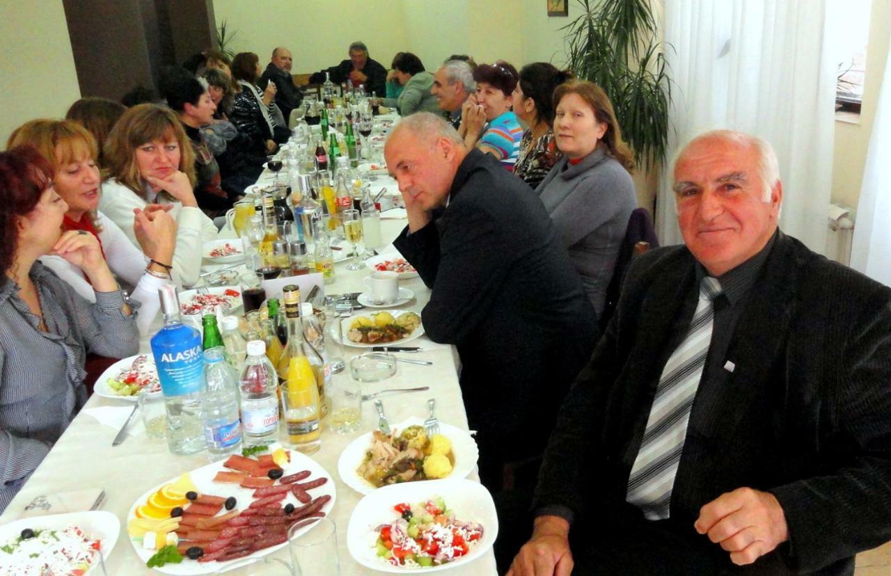 Hotel Aleksievata Kashta Gurgulyat Bagian luar foto