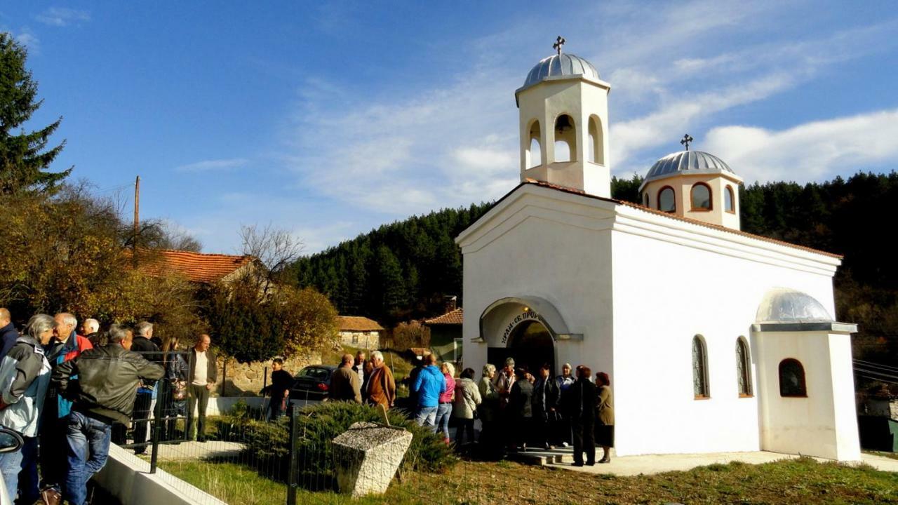 Hotel Aleksievata Kashta Gurgulyat Bagian luar foto