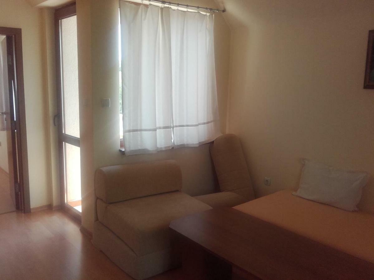 Hotel Aleksievata Kashta Gurgulyat Bagian luar foto