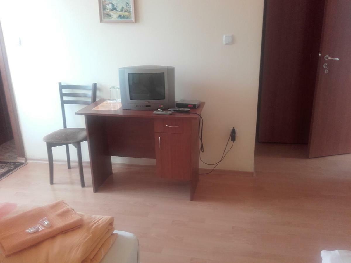 Hotel Aleksievata Kashta Gurgulyat Bagian luar foto
