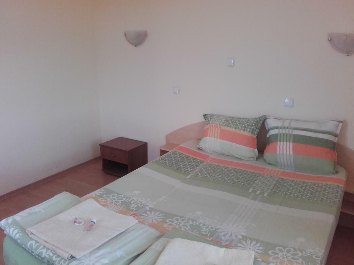 Hotel Aleksievata Kashta Gurgulyat Bagian luar foto