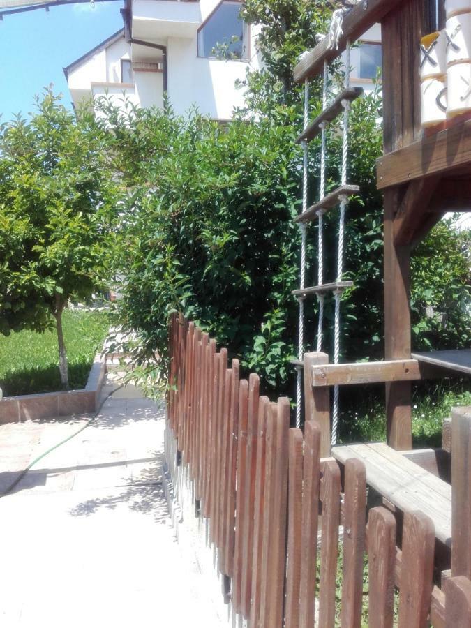 Hotel Aleksievata Kashta Gurgulyat Bagian luar foto