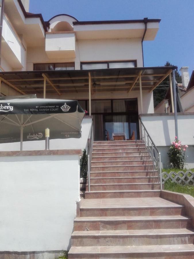 Hotel Aleksievata Kashta Gurgulyat Bagian luar foto