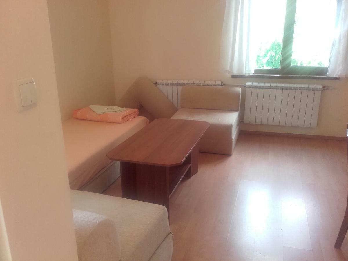 Hotel Aleksievata Kashta Gurgulyat Bagian luar foto